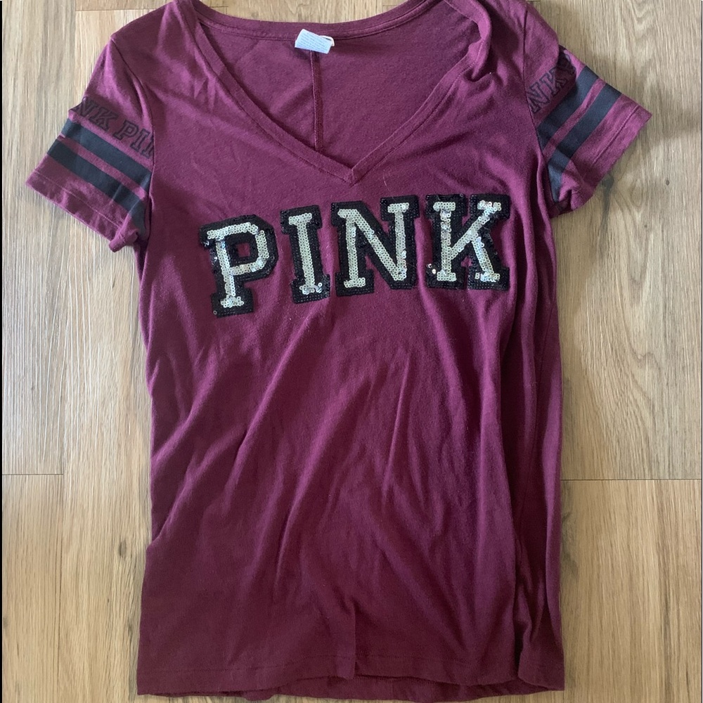 Maroon PINK v-neck tee
